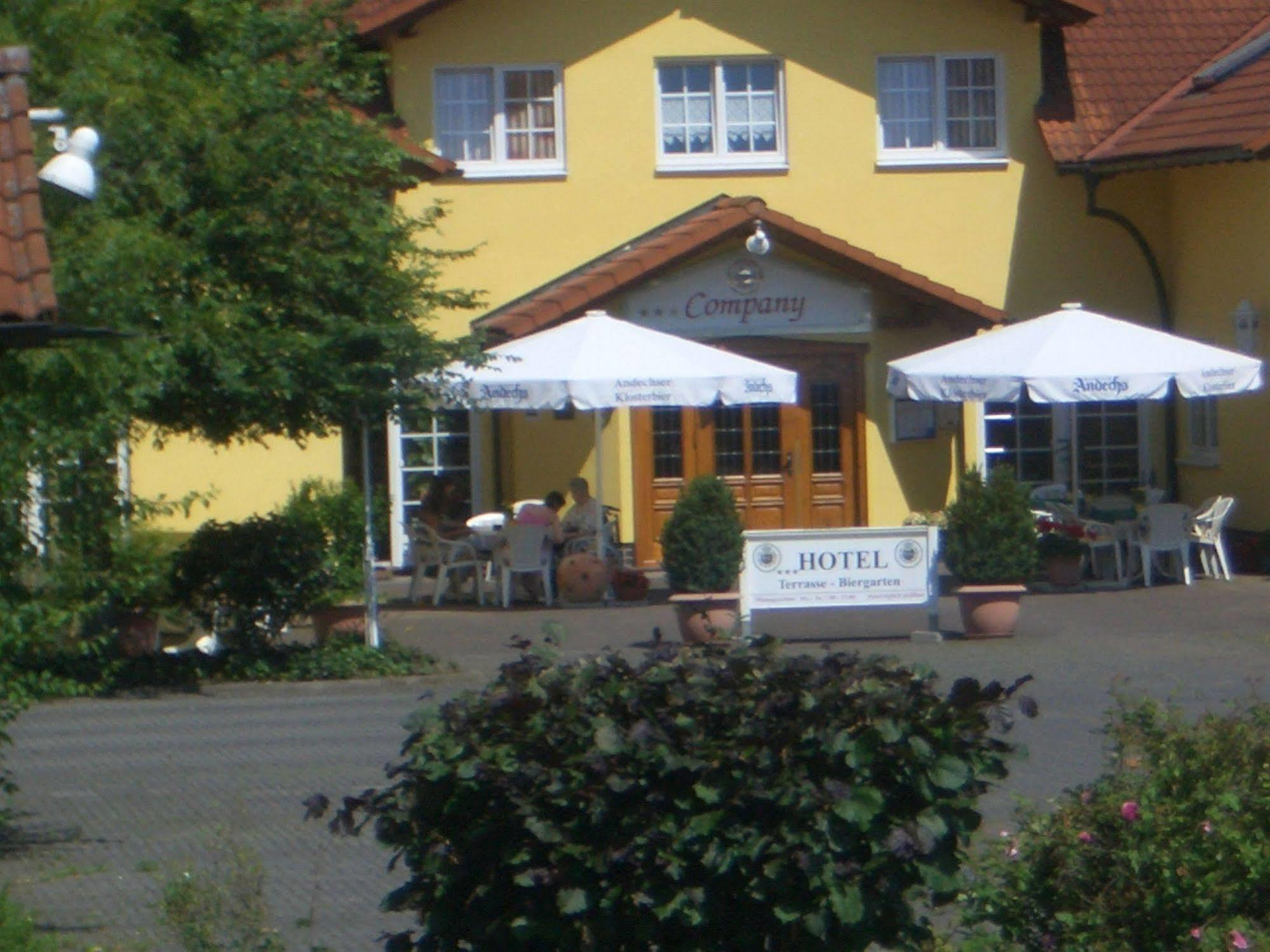 Hotel Company Cölbe Exterior foto